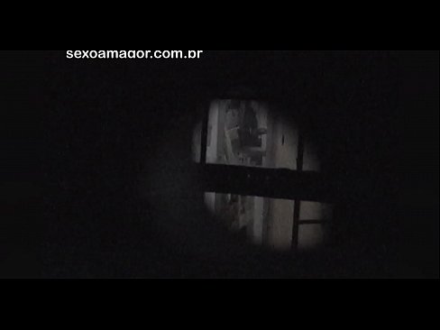 ❤️ Blondie dirakam video secara rahsia oleh intip kawasan kejiranan yang tersembunyi di sebalik batu bata kosong ❤️❌ Lucah di lucah ms.xxxdeutschepornos.ru ❌️❤